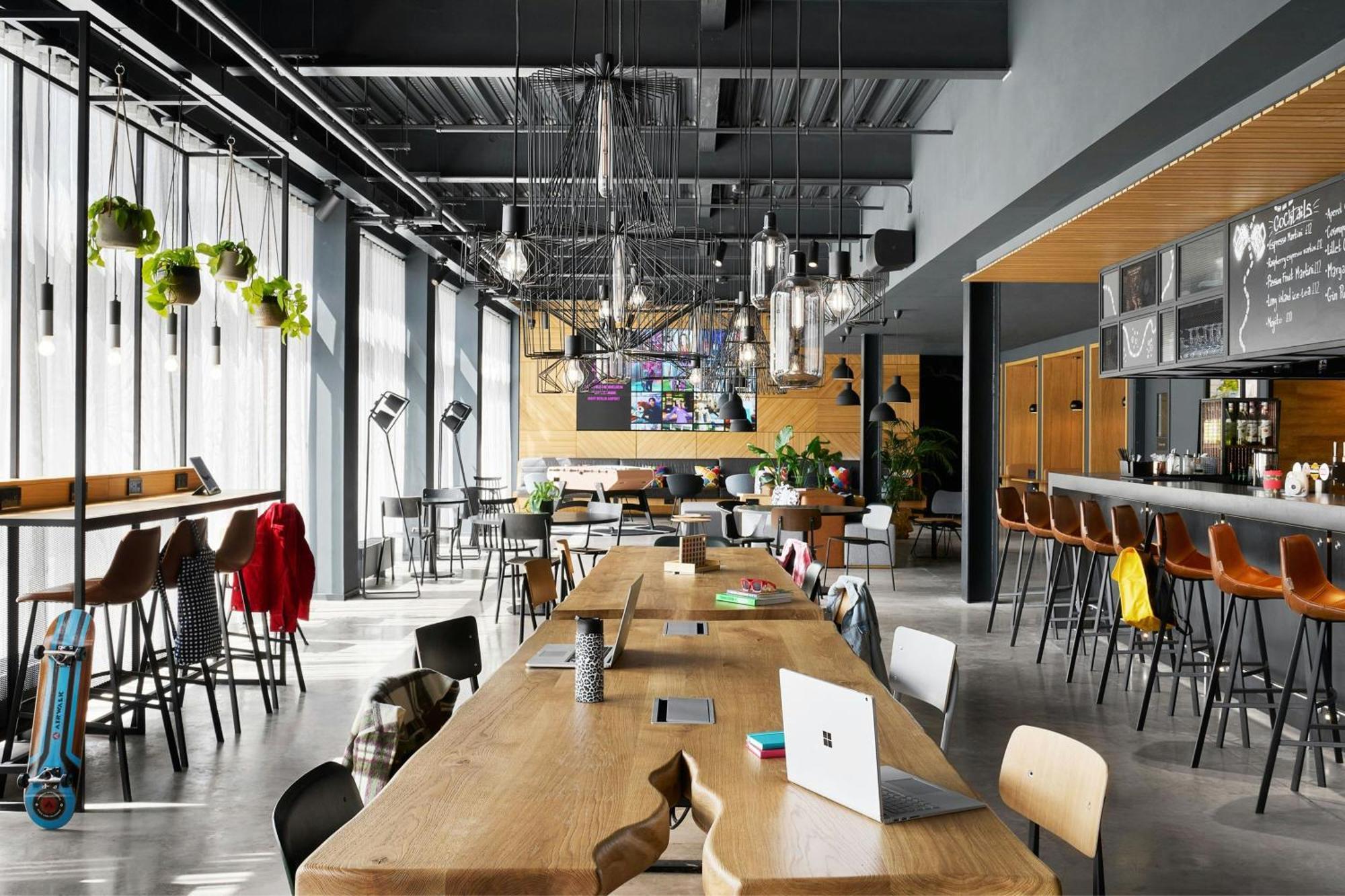 Hotel Moxy Bristol Exterior foto